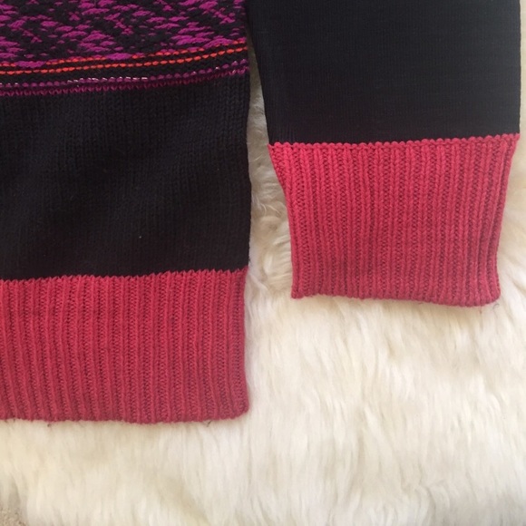 Yuka Paris Stripe Front Knit Pullover - Picture 4 of 5